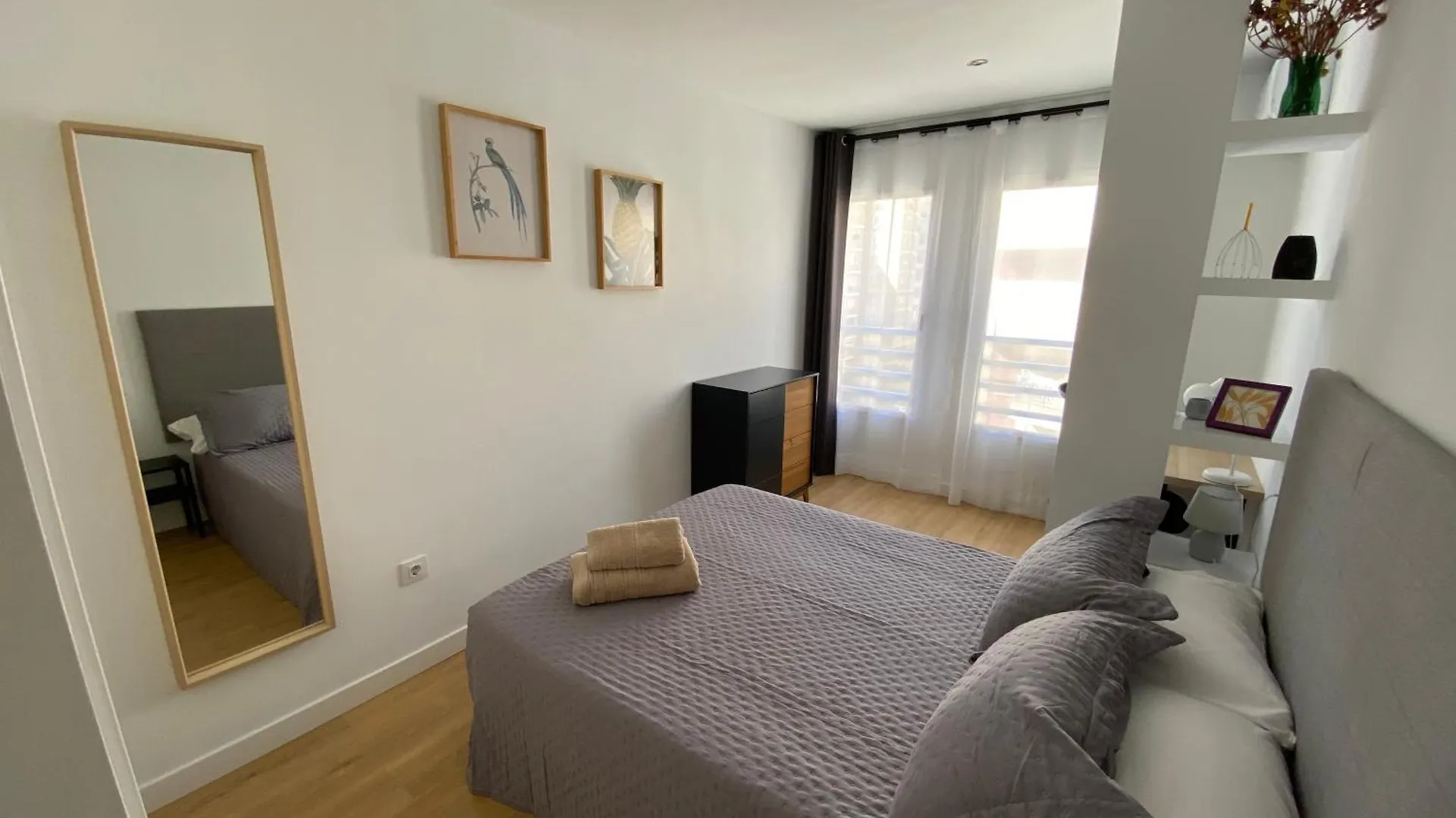 Salitre 51 Home Malaga contacts